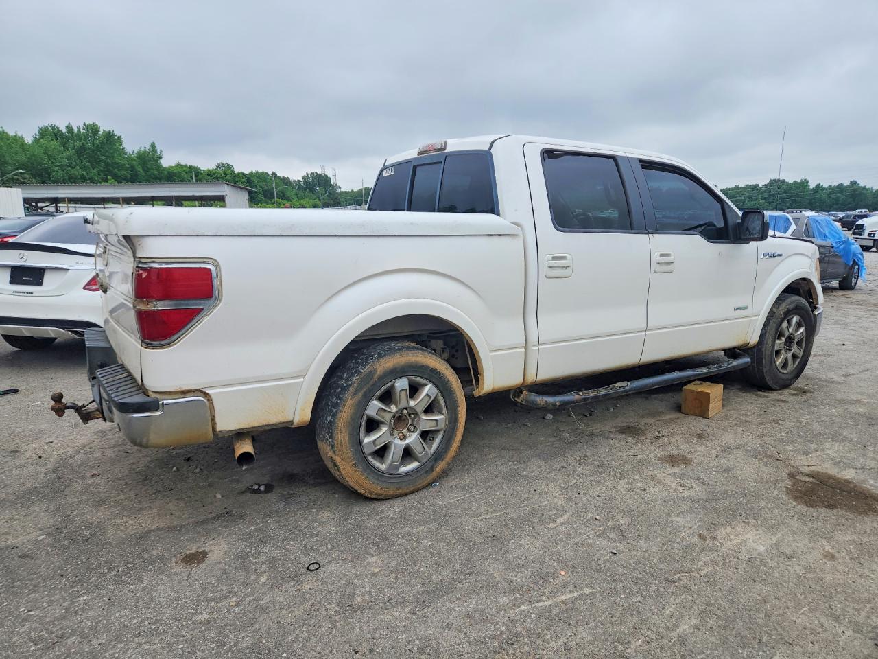 2011 Ford F150 VIN 1FTFW1CTXBFC63147 photo 3