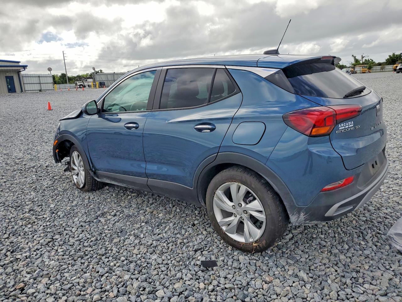 2026 Buick Encore VIN KL4AMBSL6TB050643 photo 2
