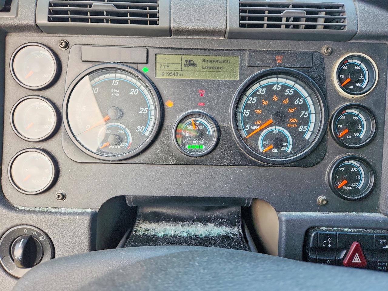 2015 FREIGHTLINER All other VIN 1FUGGLDV9FLGF9131 photo 8