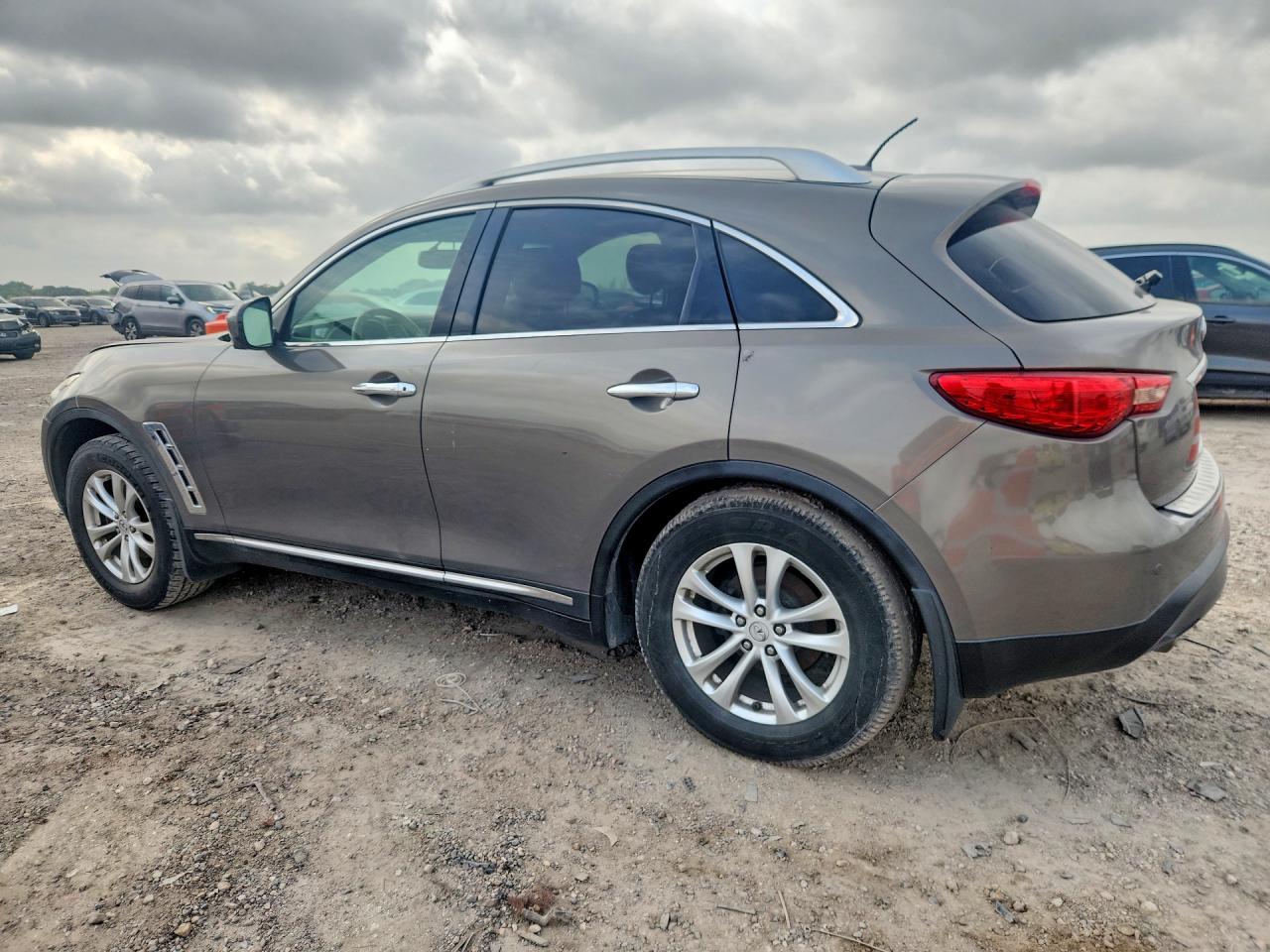 2013 Infiniti Fx37 VIN JN8CS1MW4DM171090 photo 2