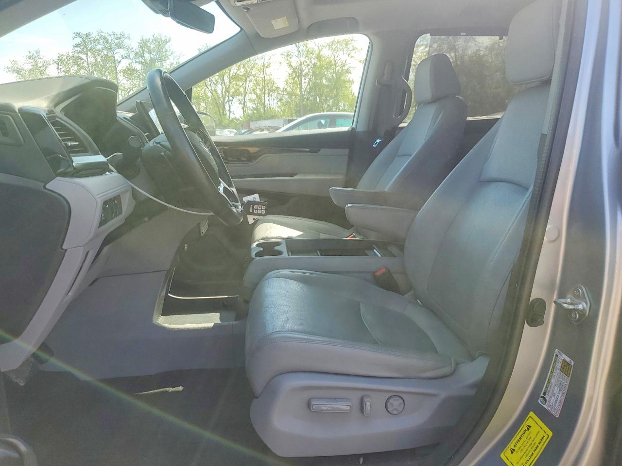 2019 Honda Odyssey VIN 5FNRL6H90KB025893 photo 7