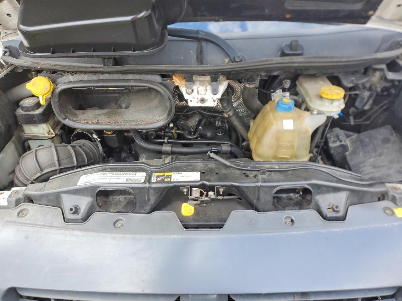 2017 RAM Promaster VIN 3C6URVJG7HE520058 photo 12