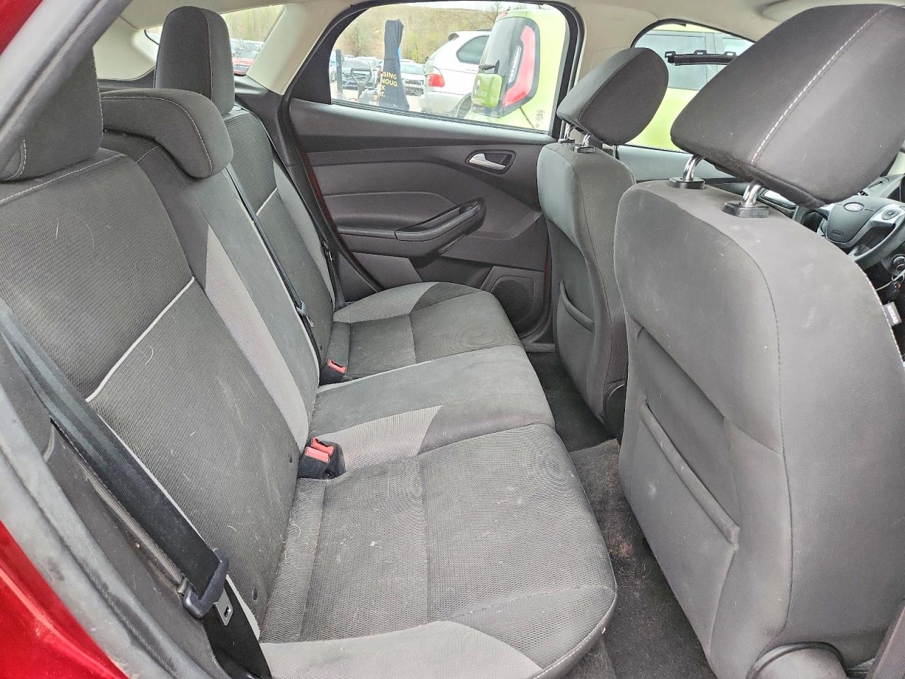 2014 Ford All models VIN 1FADP3K20EL220053 photo 10