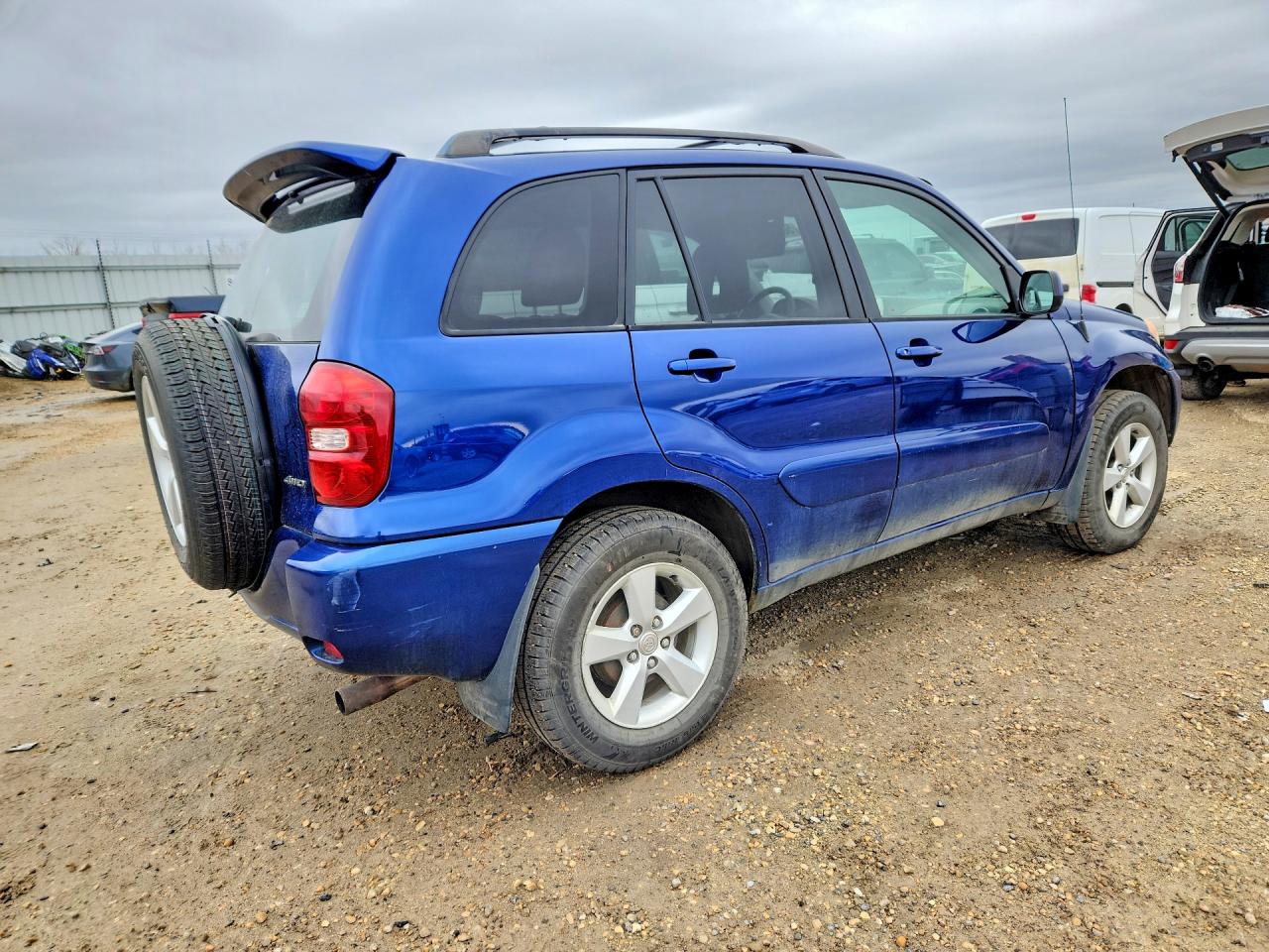 2004 TOYOTA Rav4 base VIN JTEHD20V646005670 photo 3