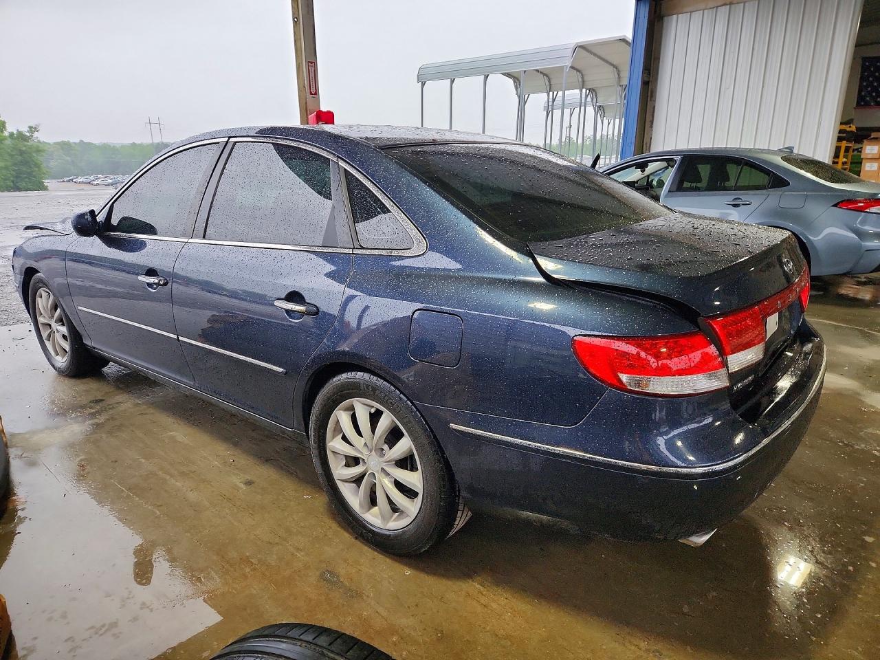 2006 Hyundai Azera VIN KMHFC46F86A086936 photo 2