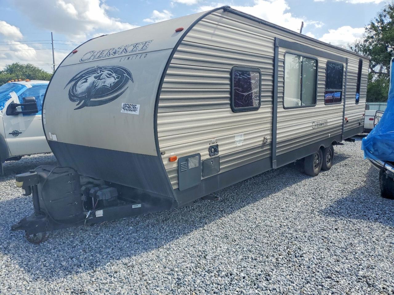 2018 FOREST All models VIN 4X4TCKB27JX131024 photo 2