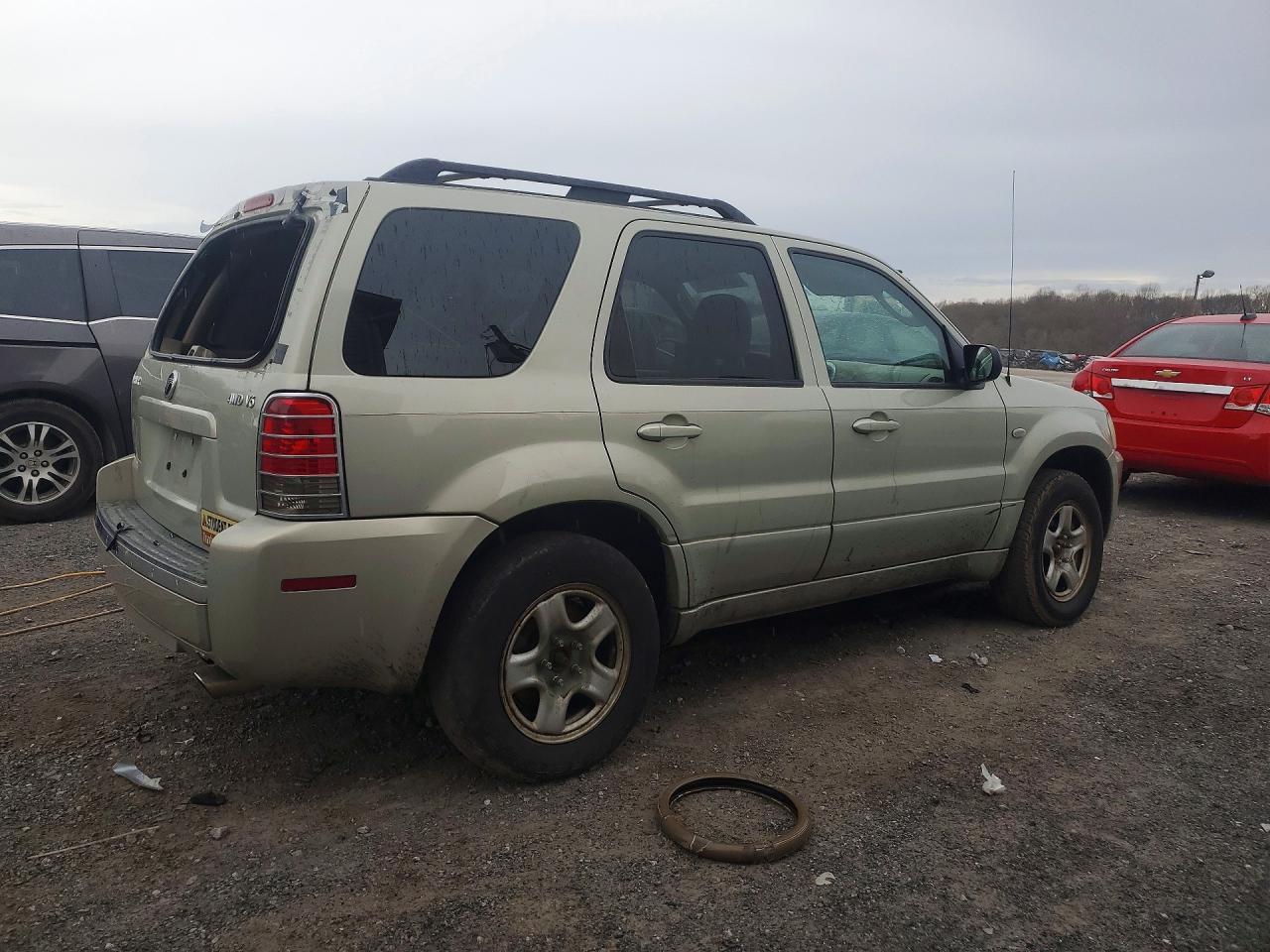 2005 Mercury Mariner VIN 4M2YU57105DJ13914 photo 3