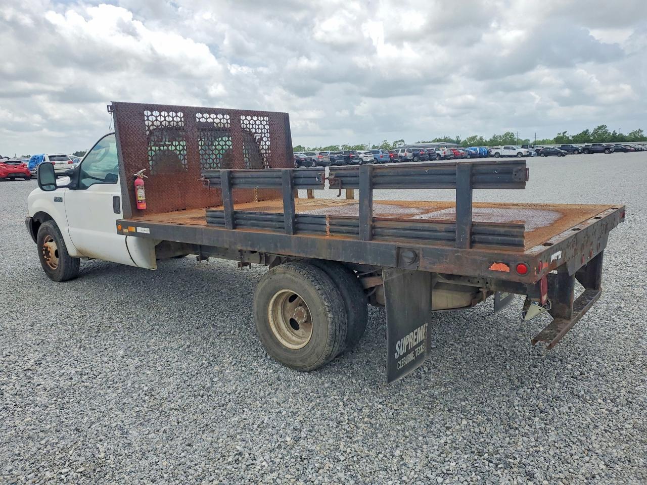 2003 Ford F350 VIN 1FDWF36L73ED73695 photo 2