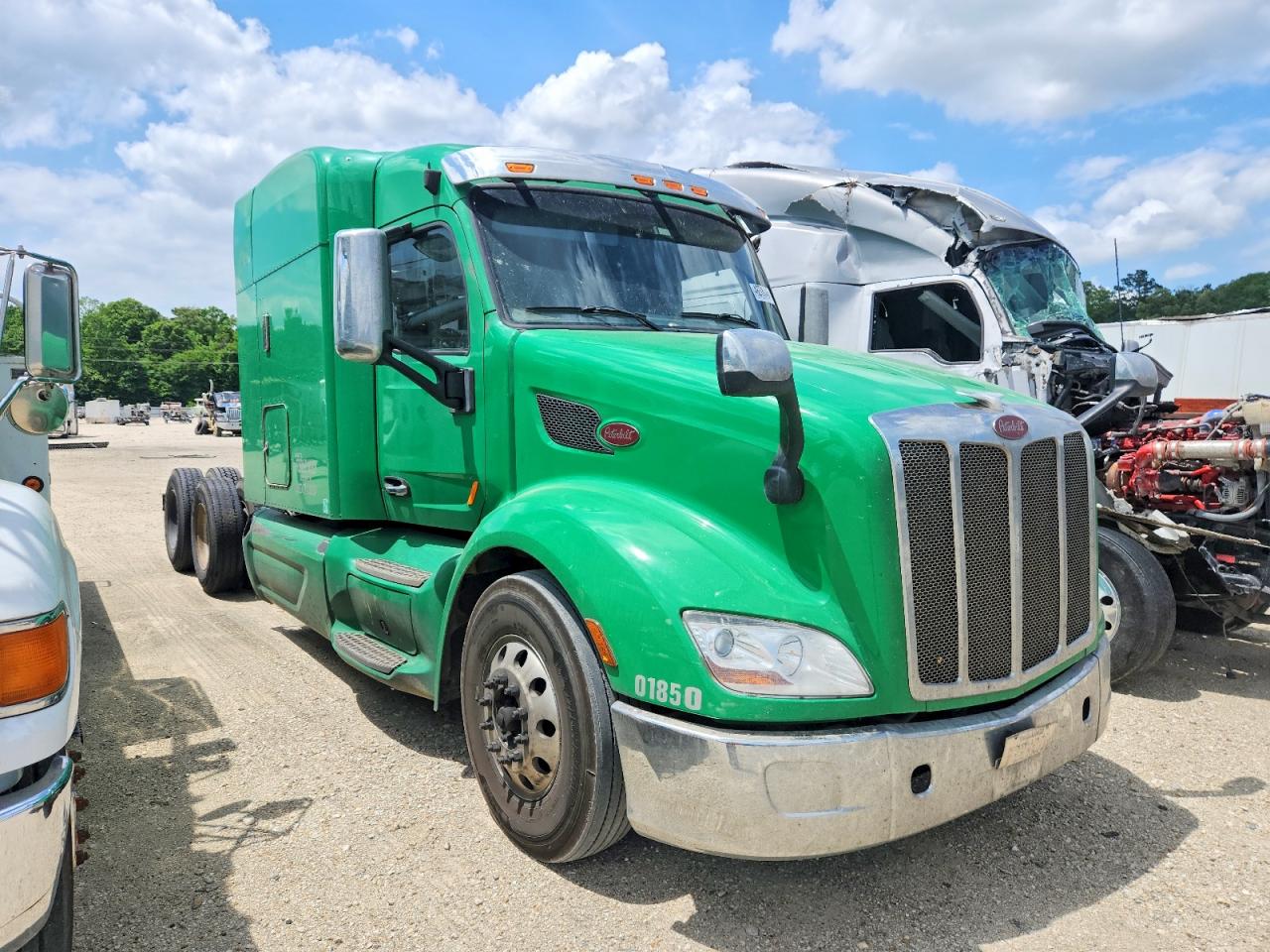 2016 PETERBILT All other VIN 1XPBDP9X5GD323810 photo 1