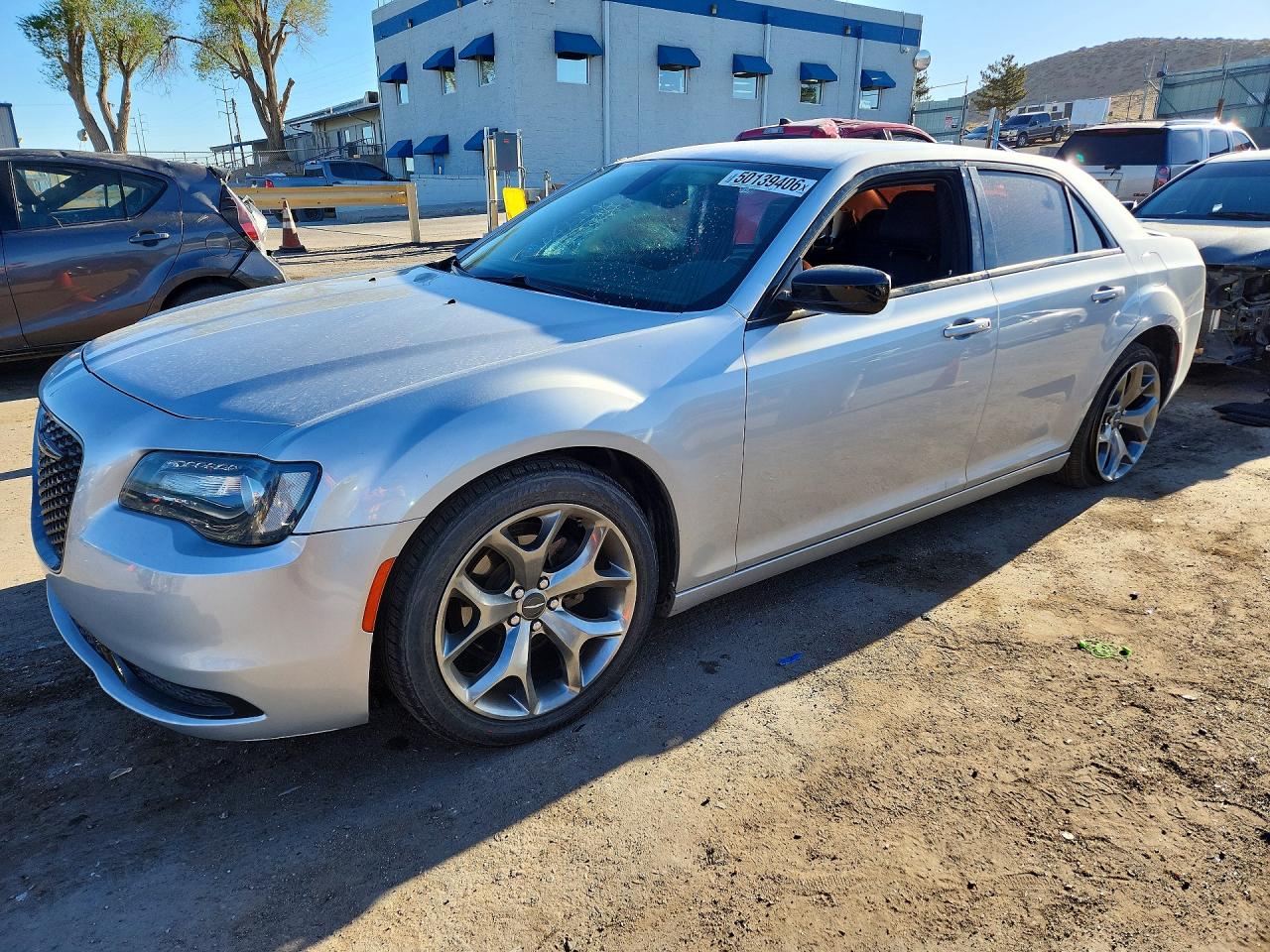 2021 Chrysler 300 VIN 2C3CCAAG5MH530511 photo 1