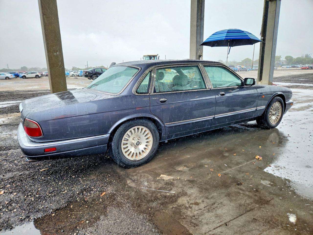 1996 Jaguar Xj VIN SAJKN6743TC764743 photo 3