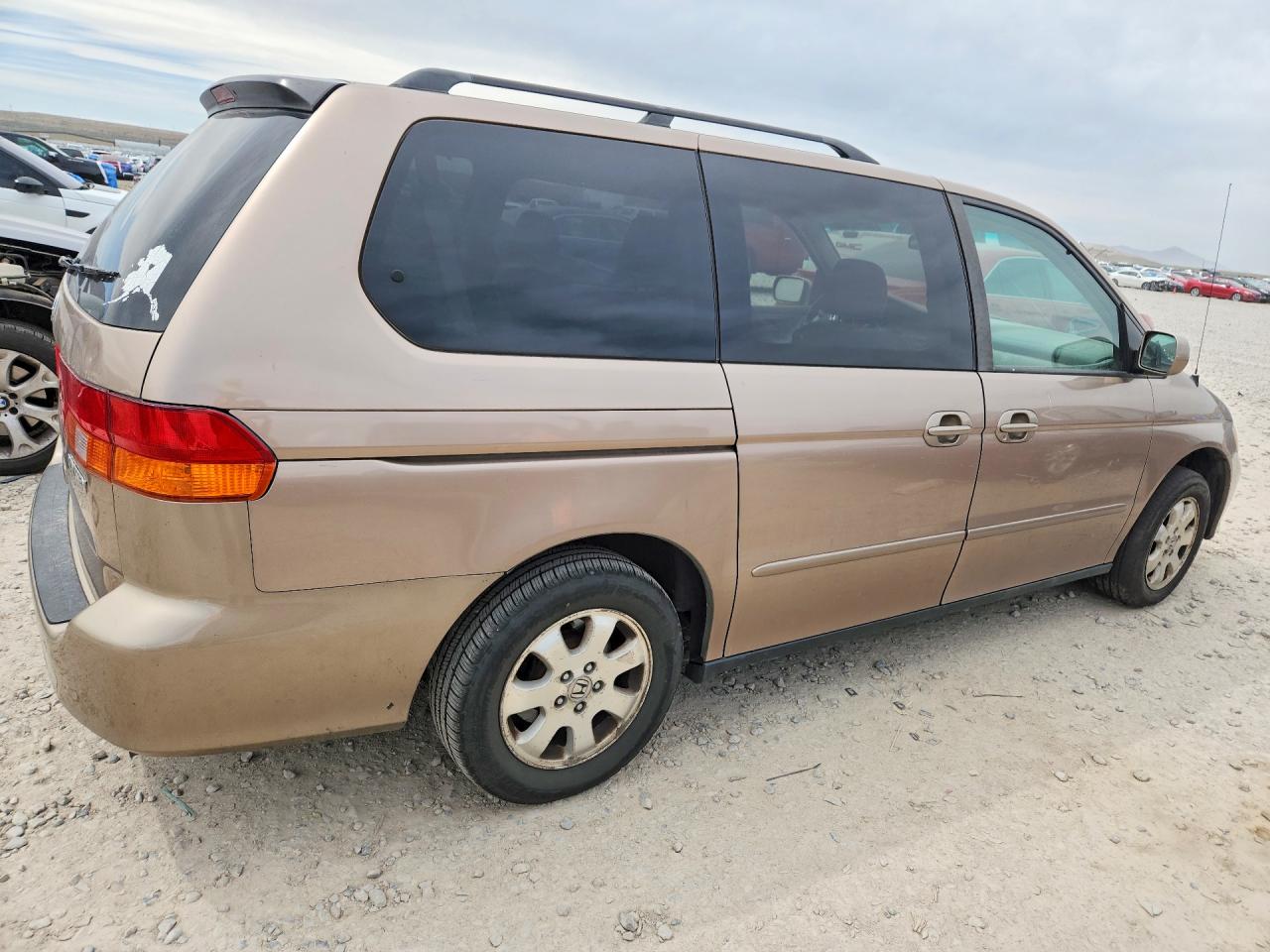 2003 Honda Odyssey VIN 5FNRL18643B008332 photo 3
