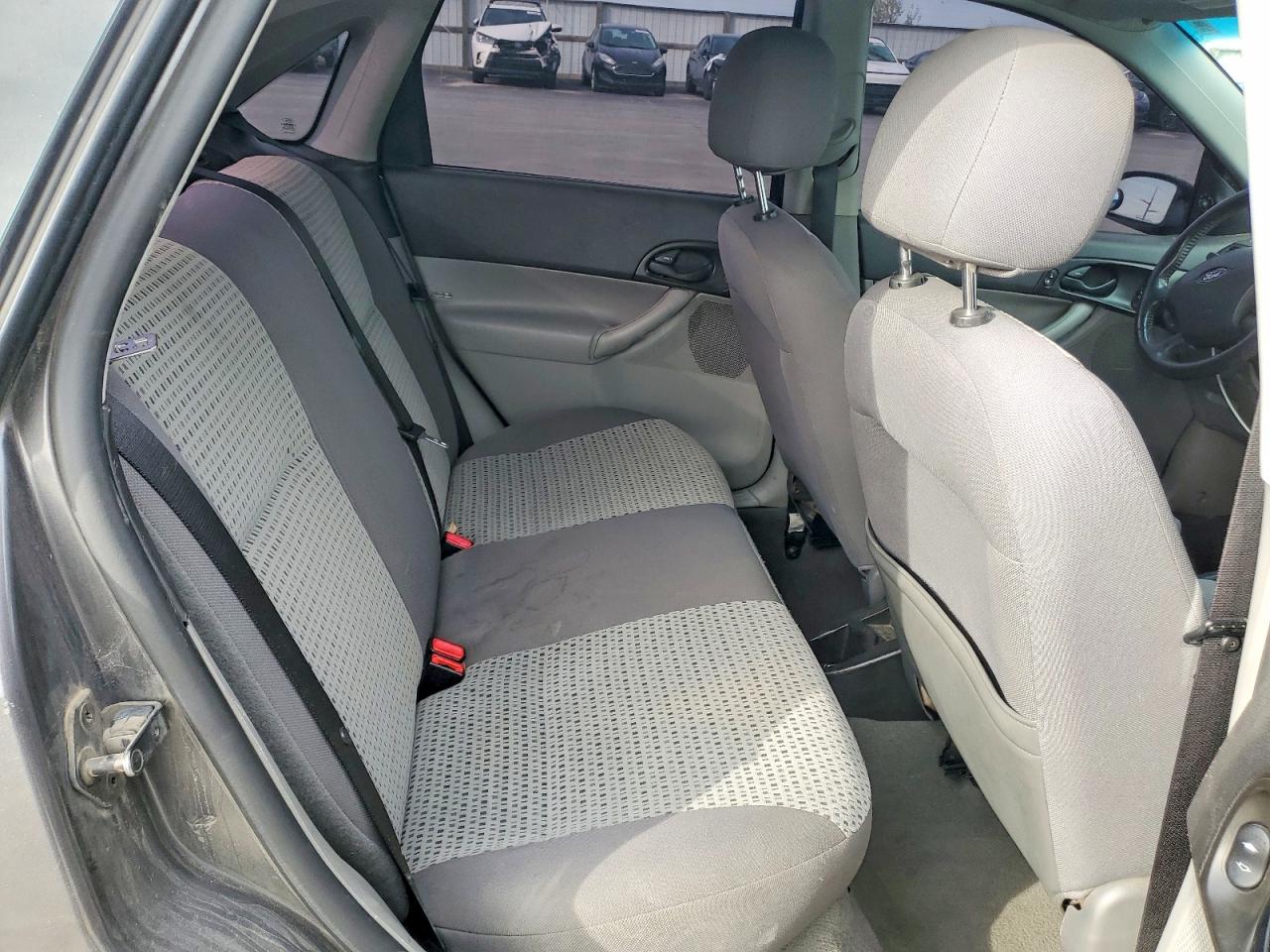 2006 FORD Focus VIN 1FAFP34N16W126733 photo 10