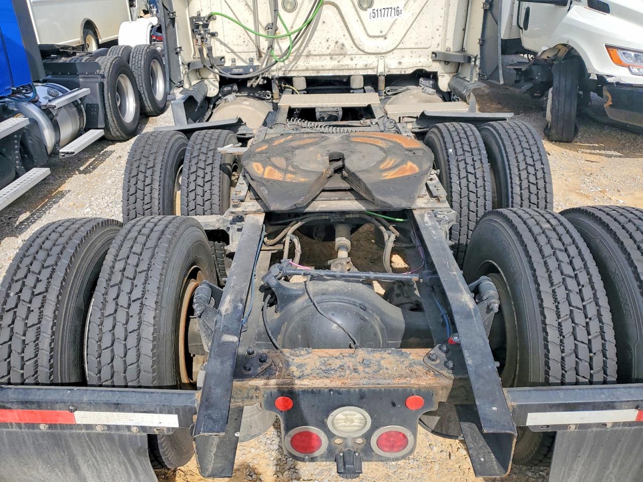 2021 FREIGHTLINER All other VIN 3AKJHHDR8MSMA9753 photo 9