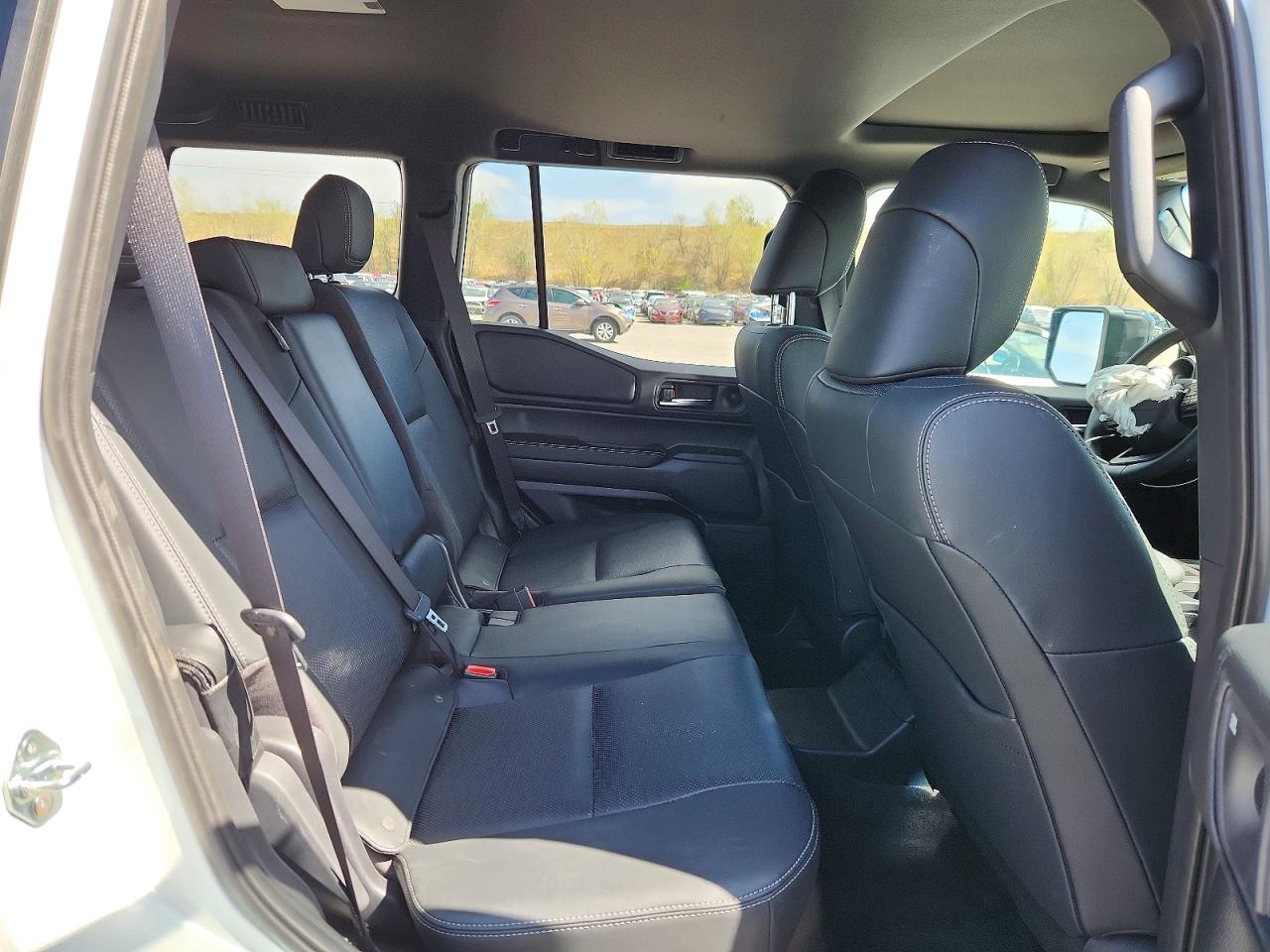 2025 Toyota Land cruis VIN JTEABFAJ2SK024165 photo 11
