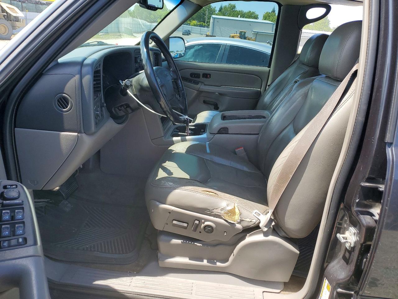 2005 GMC Yukon VIN 3GKFK16Z35G165600 photo 7