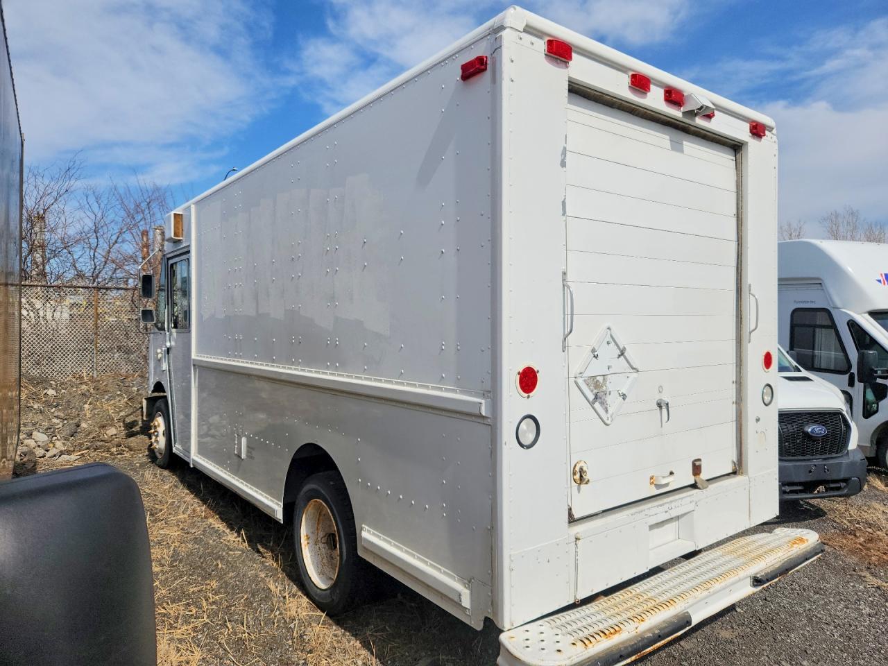 2004 FREIGHTLINER All other VIN 4UZAANBWX4CM71461 photo 2