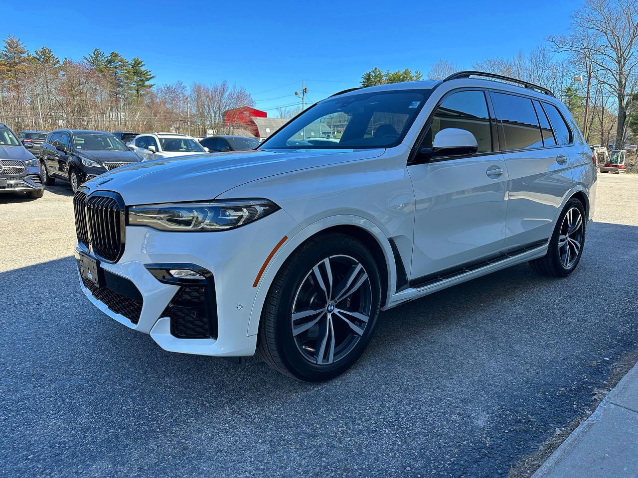 2021 BMW X7 VIN 5UXCW2C02M9G21973 photo 2