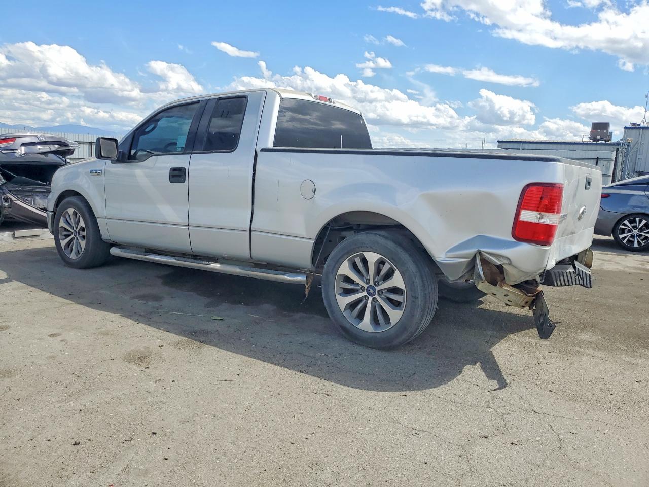 2006 Ford F150 VIN 1FTRX12WX6KD62313 photo 2