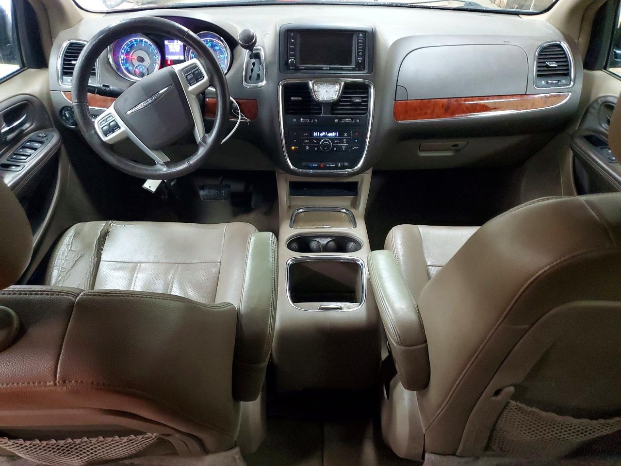 2014 Chrysler Minivan VIN 2C4RC1CG1ER231337 photo 8