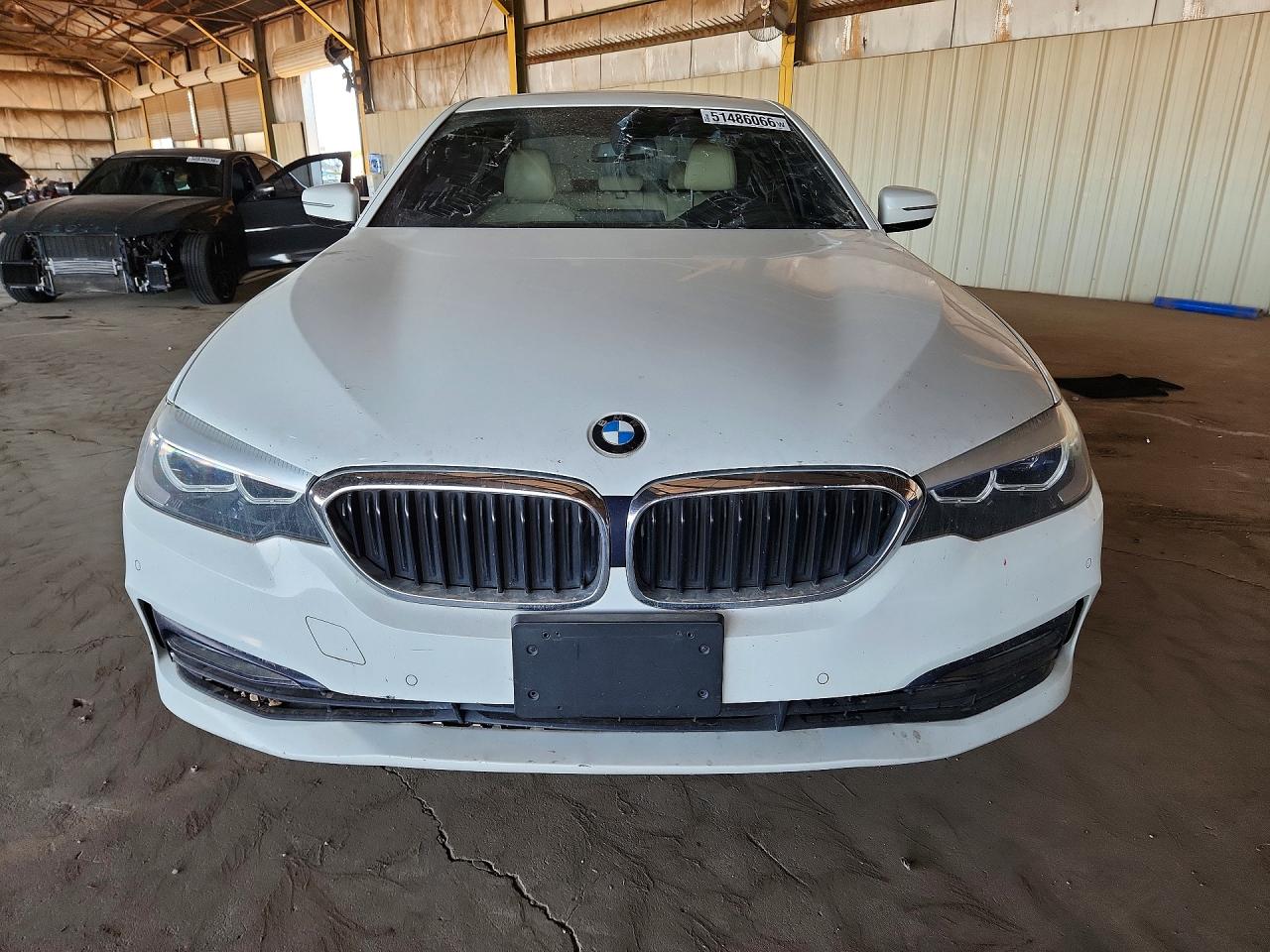 2018 BMW 5 series VIN WBAJA5C50JWA37425 photo 5