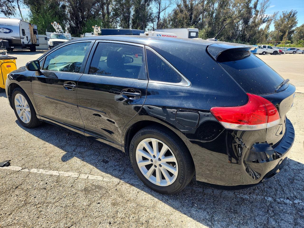 2011 Toyota Venza VIN 4T3ZA3BB1BU048447 photo 2