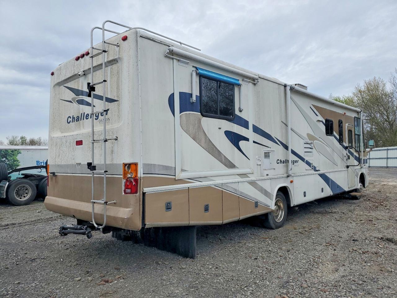 2003 WORKHORSE All other VIN 5B4MP67G733371782 photo 4