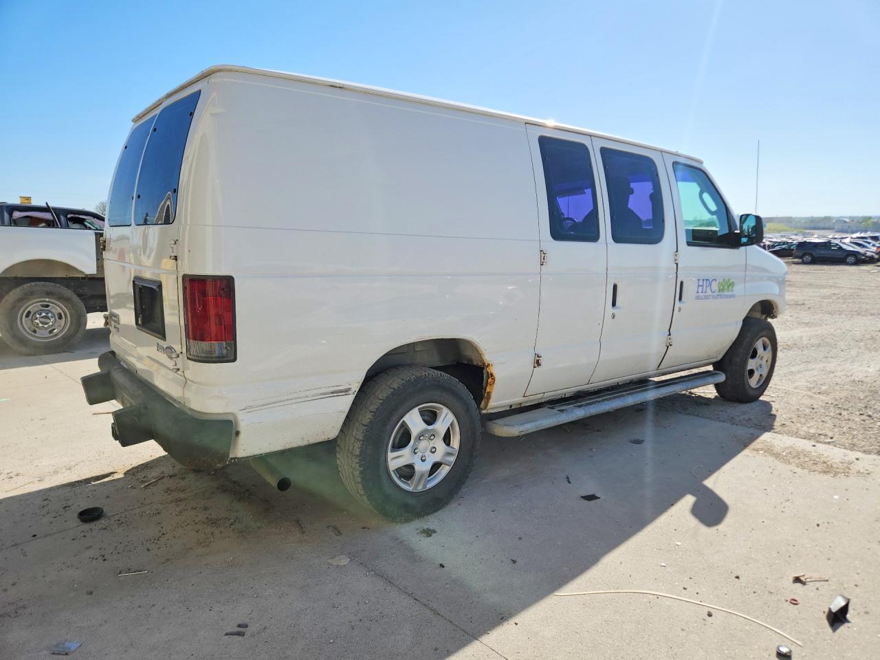 2010 Ford Econoline VIN 1FTNE2EW2ADA41420 photo 3