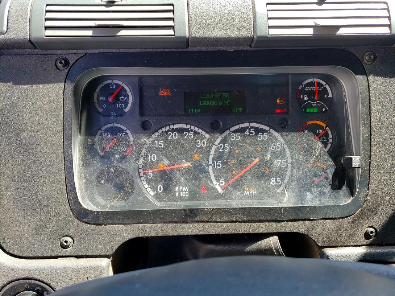 2016 FREIGHTLINER All other VIN 1FUBGEDV9HLHL6948 photo 8