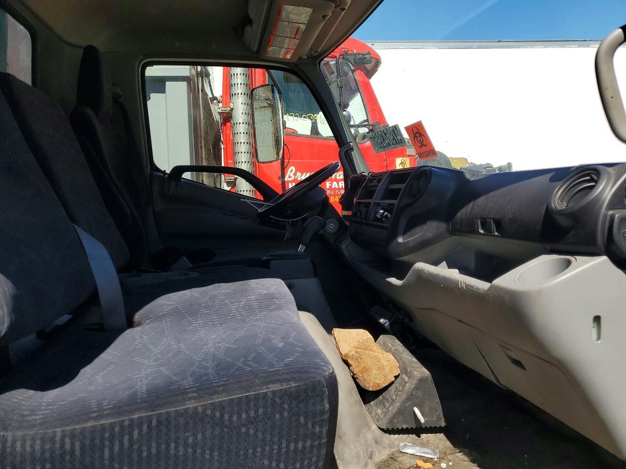 2018 HINO All other VIN JHHRDM2H9JK005125 photo 11
