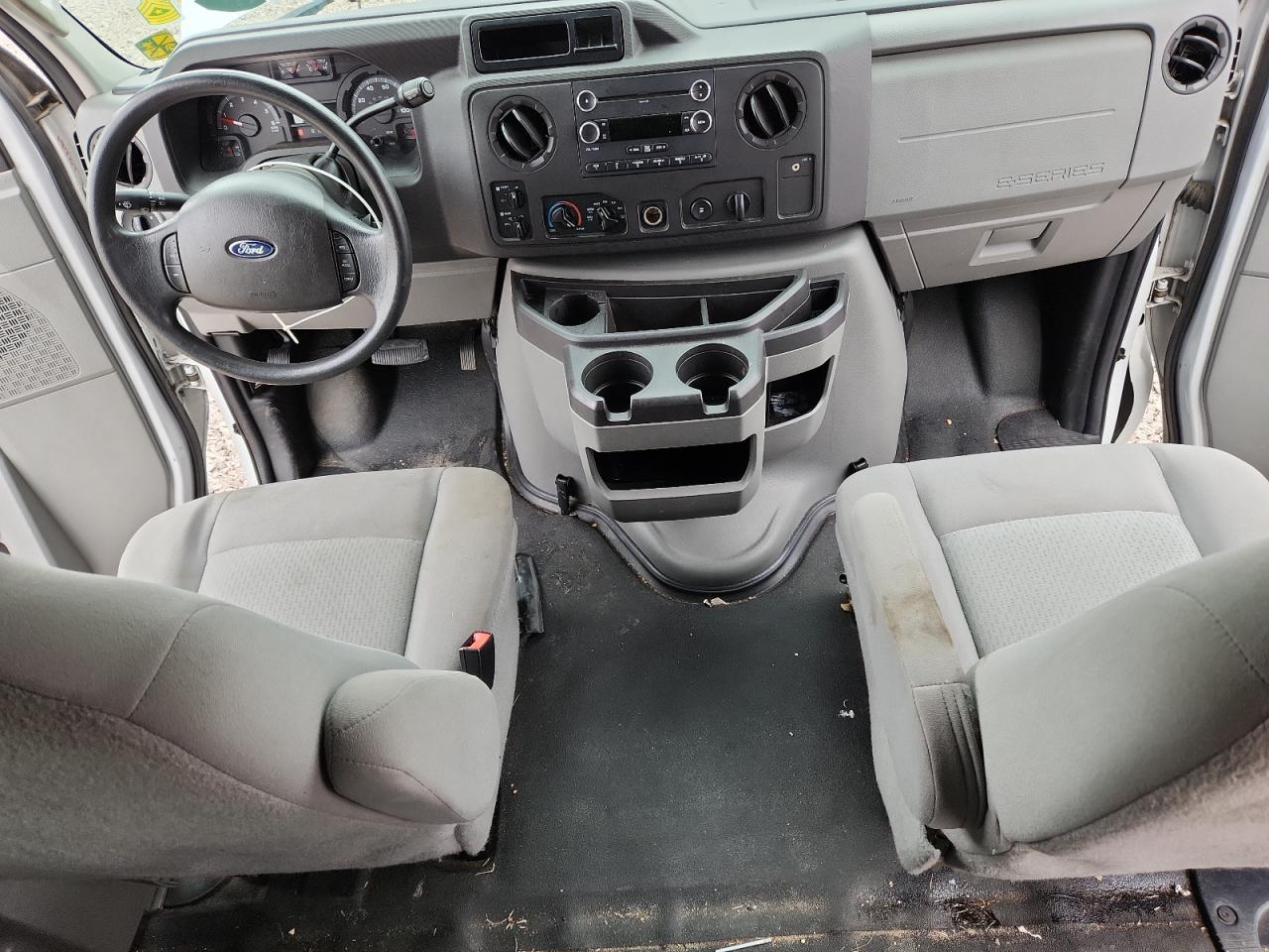 2012 Ford Econoline VIN 1FBSS3BL3CDA12558 photo 8