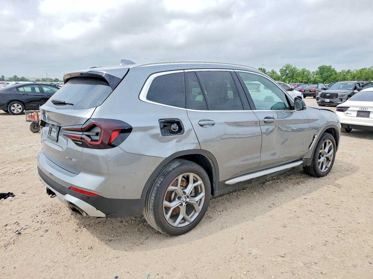 2024 BMW X3 VIN 5UX53DP06R9U82605 photo 3
