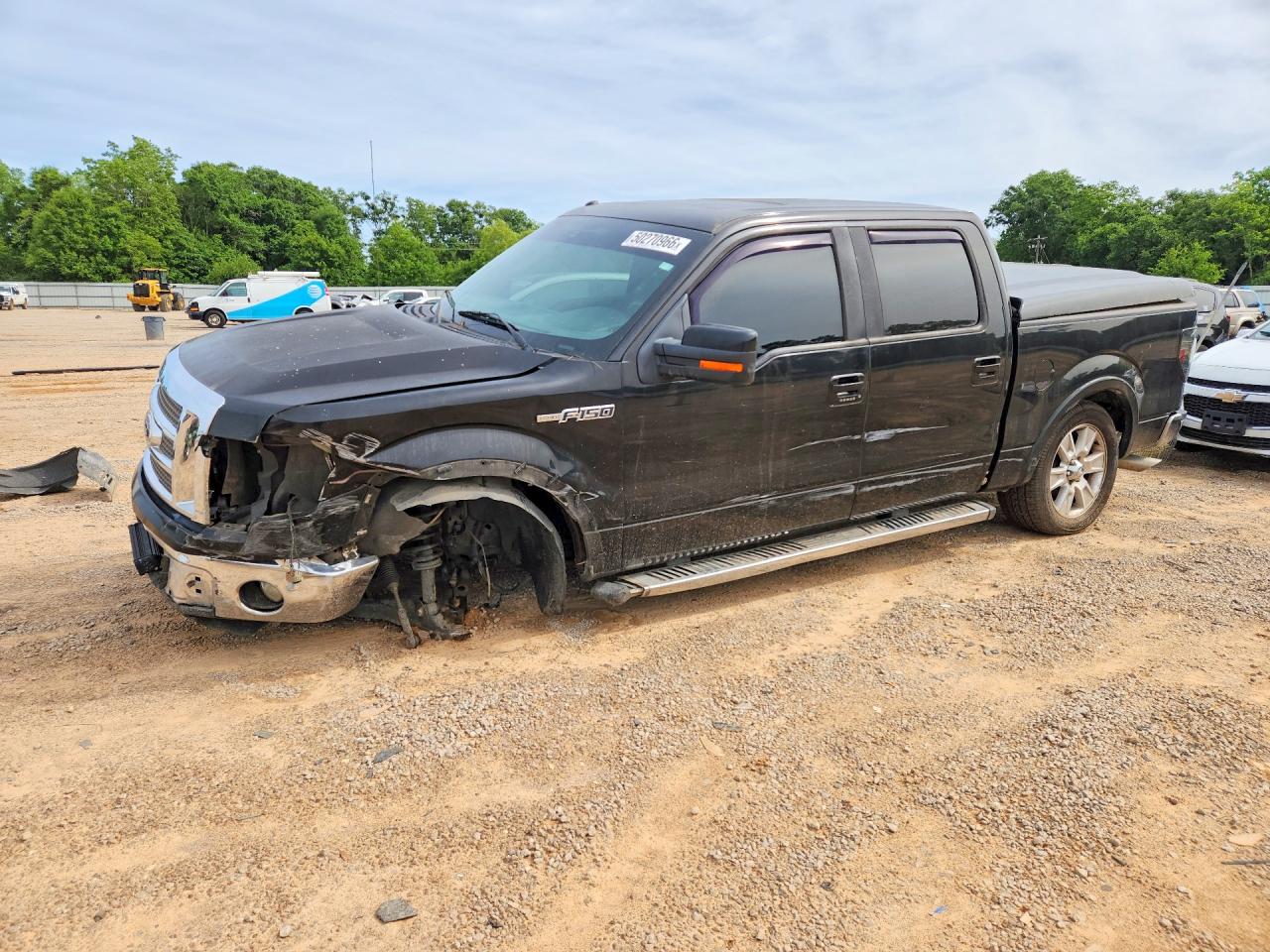 2011 Ford F150 VIN 1FTFW1CF3BKD24615 photo 1