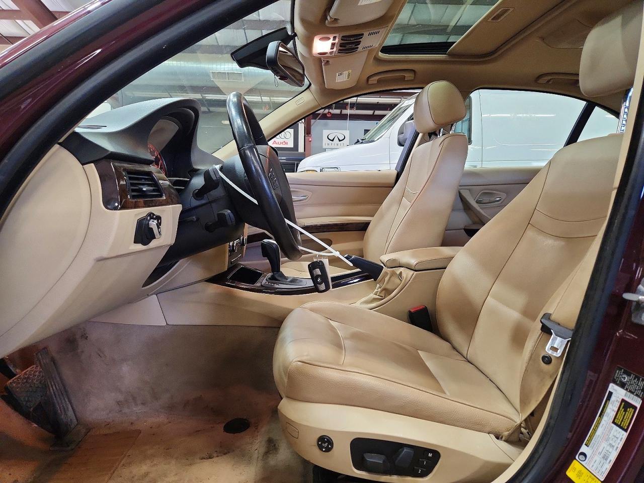 2010 BMW 3 series VIN WBAPK5C55AA647161 photo 7