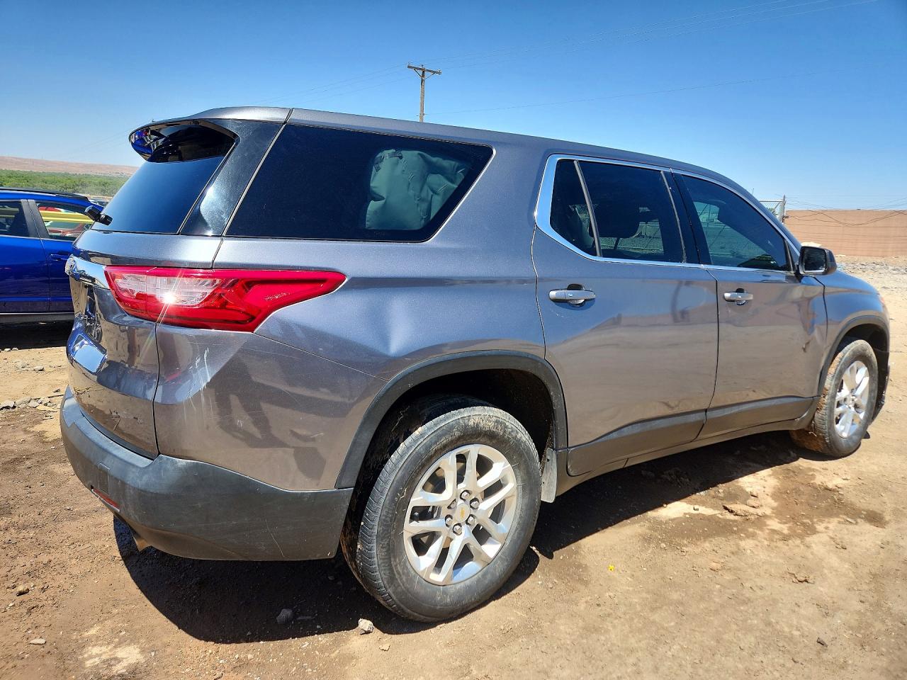 2021 Chevrolet Traverse VIN 1GNERFKW3MJ209031 photo 3