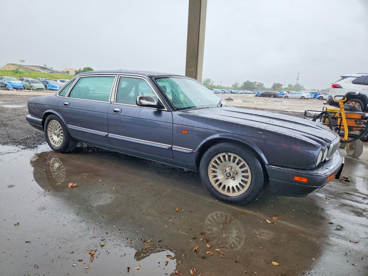 1996 Jaguar Xj VIN SAJKN6743TC764743 photo 4