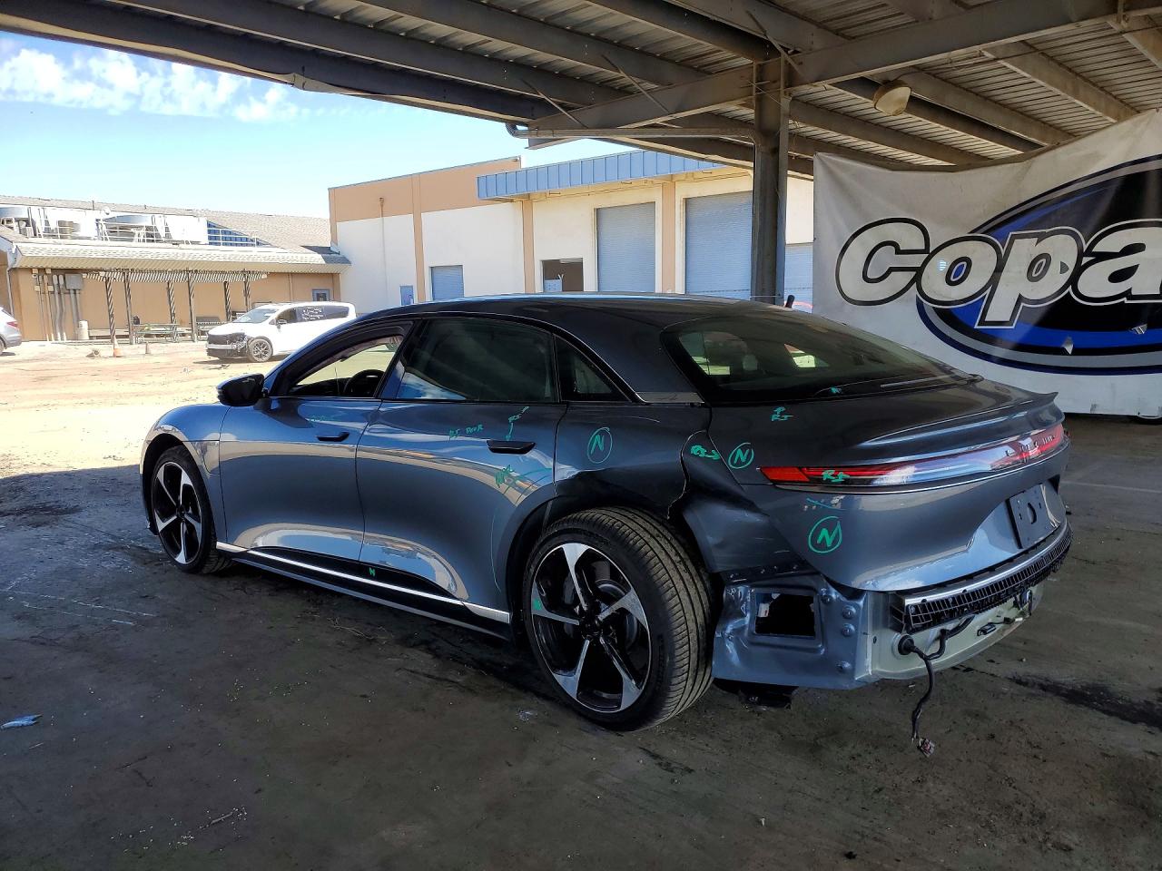 2025 Lucid Air VIN 50EA1TEA2SA016634 photo 2