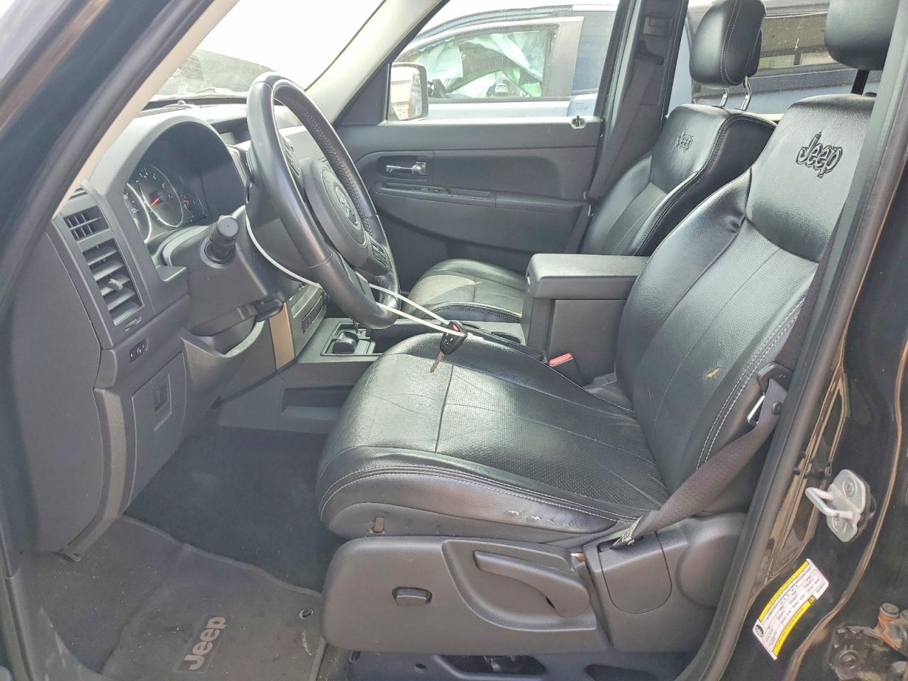 2012 Jeep Liberty VIN 1C4PJMAK2CW198701 photo 7
