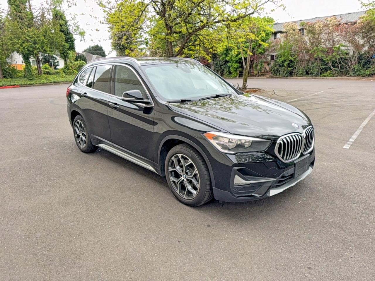 2020 BMW X1 VIN WBXJG9C08L5R31713 photo 1