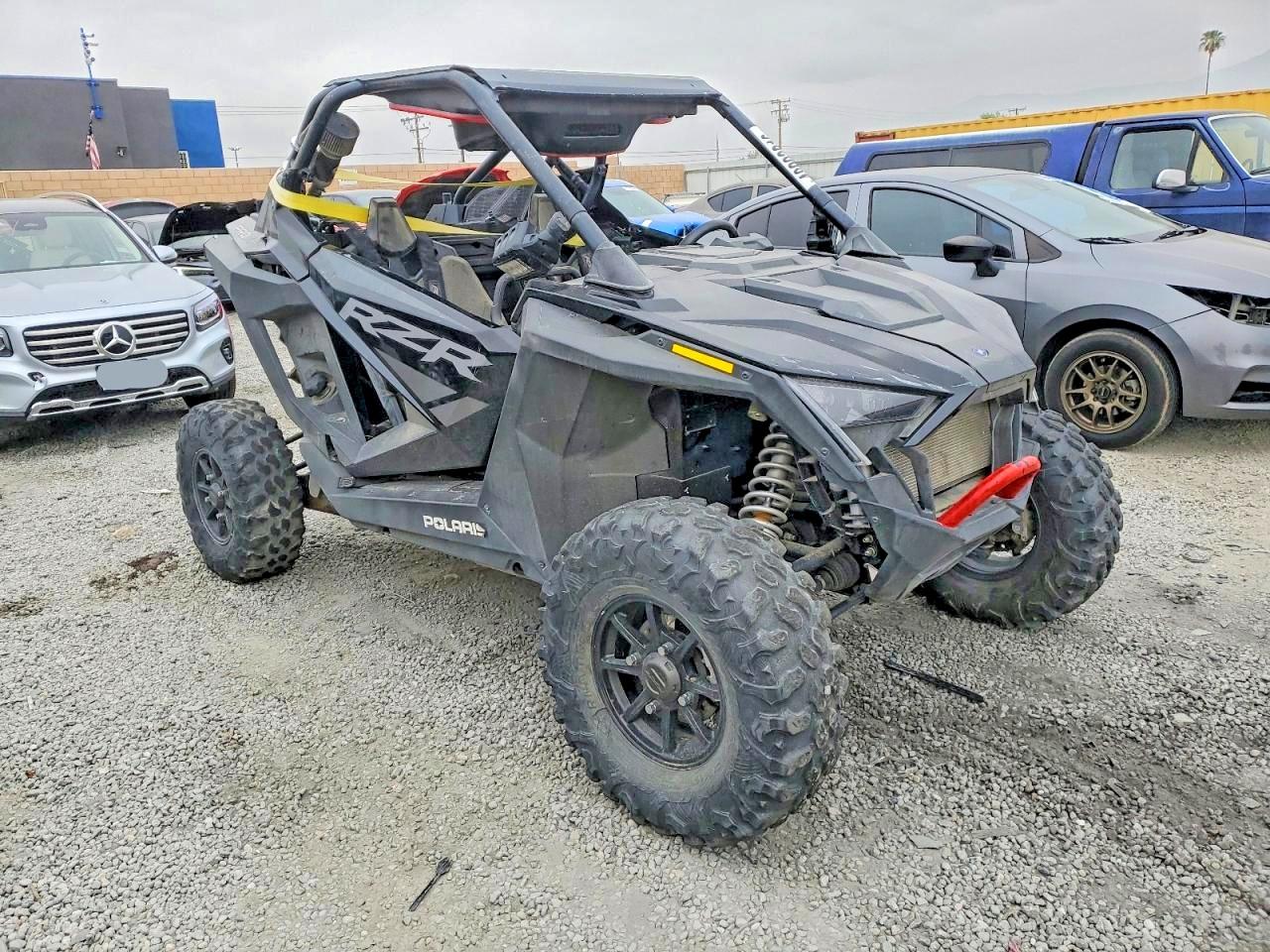 2021 Polaris Sidebyside VIN 3NSRAE920MG626184 photo 1
