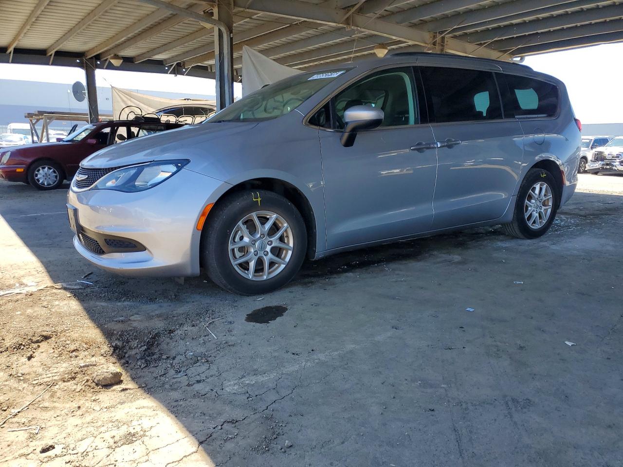 2021 Chrysler Minivan VIN 2C4RC1DG8MR555060 photo 1