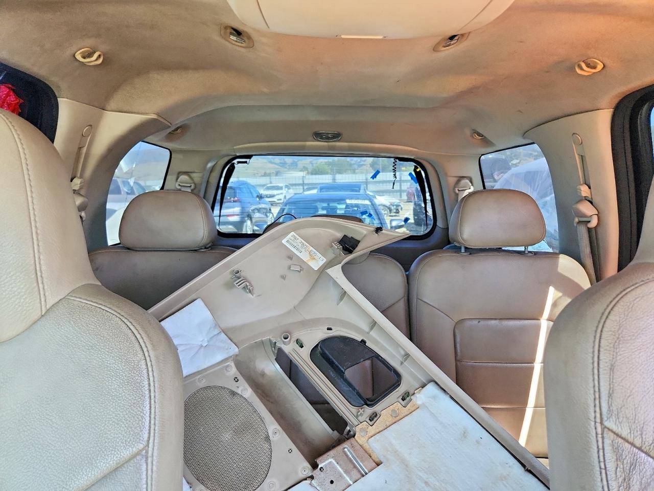 2004 Ford Expedition VIN 1FMPU16L74LA41493 photo 10