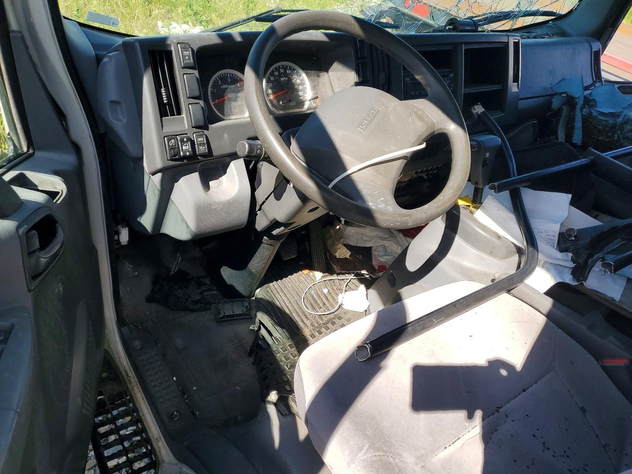 2018 Isuzu Npr VIN JALB4W178J7F00252 photo 8