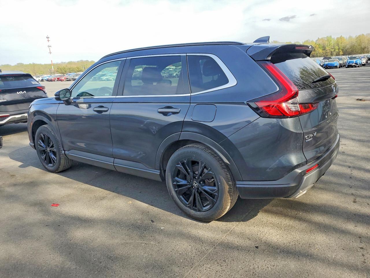 2024 Honda Crv VIN 7FARS6H95RE023641 photo 2