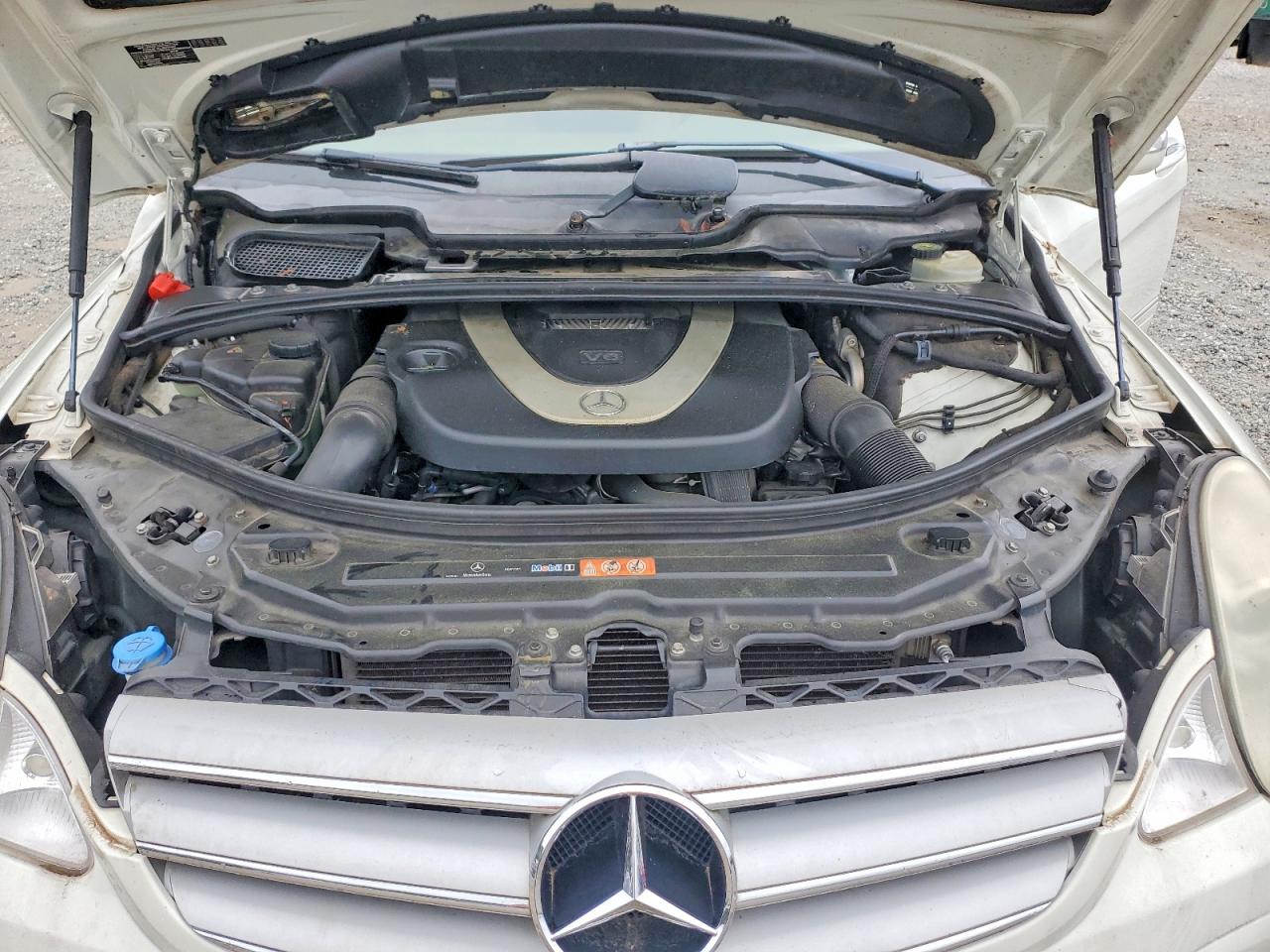 2008 Mercedes R-class VIN 4JGCB56E88A081760 photo 11