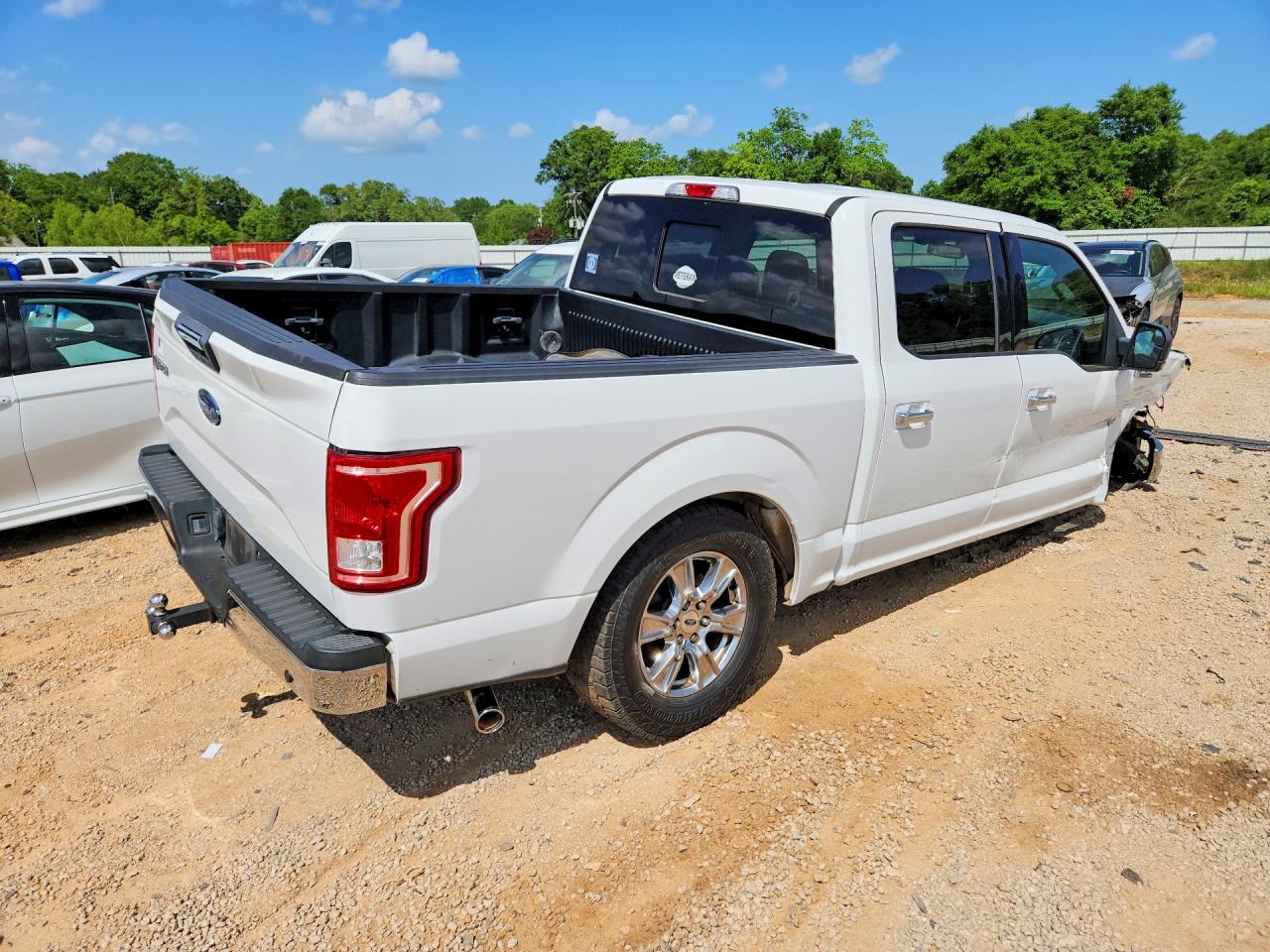 2017 Ford F150 VIN 1FTEW1C84HFA75756 photo 3