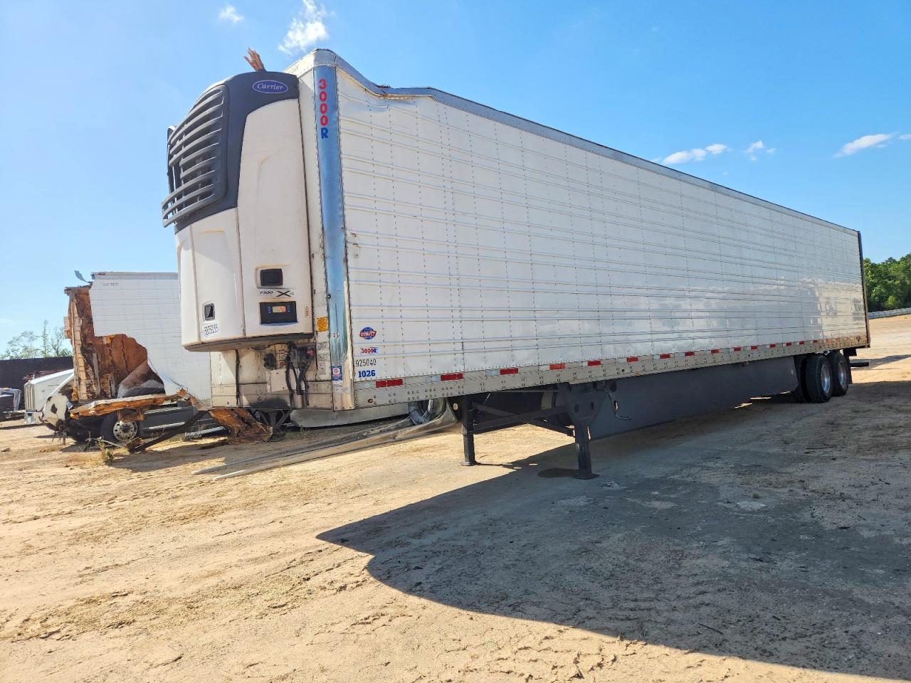2022 UTILITY All models VIN 3UTVS2537N8731026 photo 2
