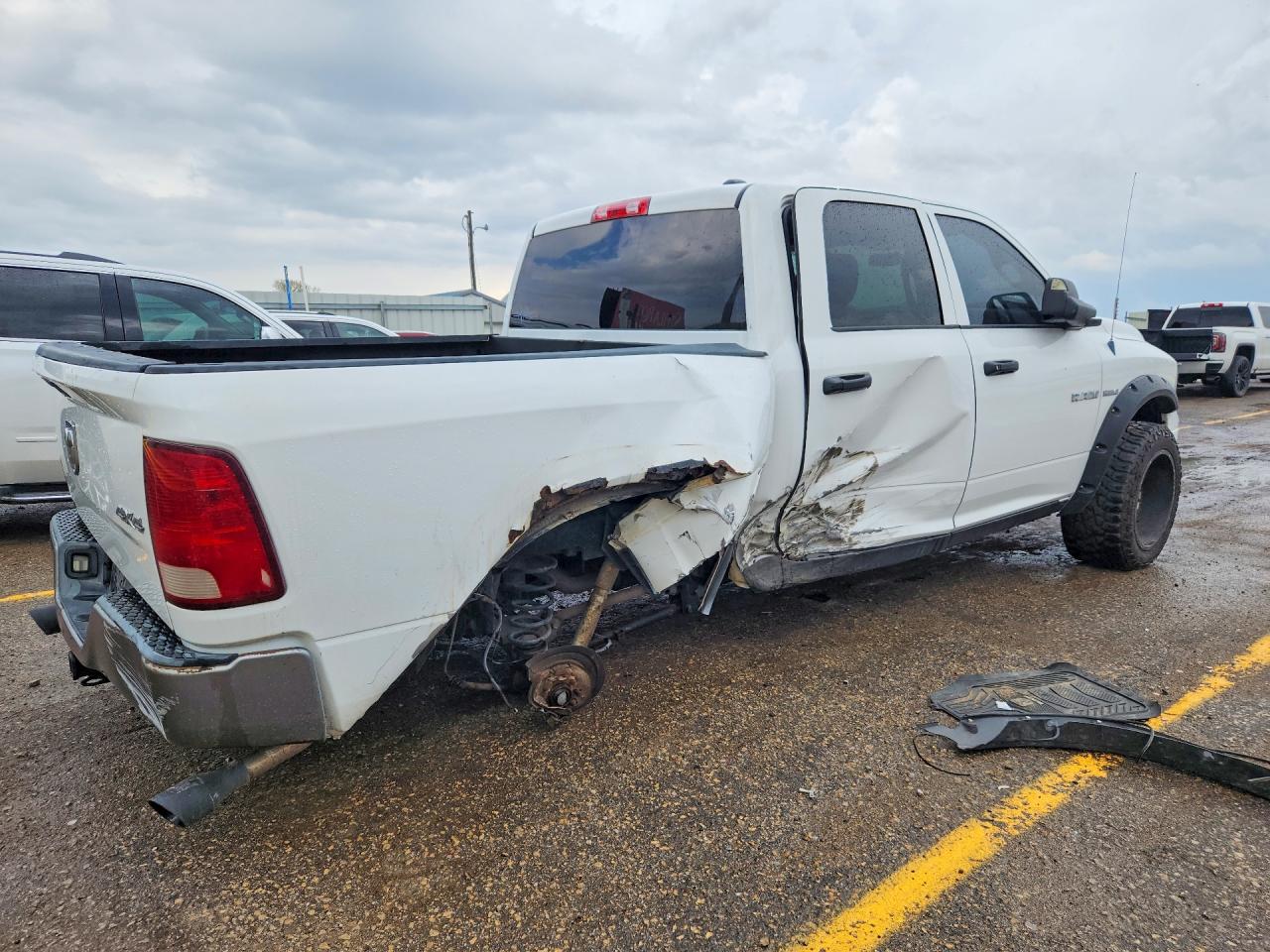 2010 Dodge Ram 1500 VIN 1D7RV1CT7AS110043 photo 3