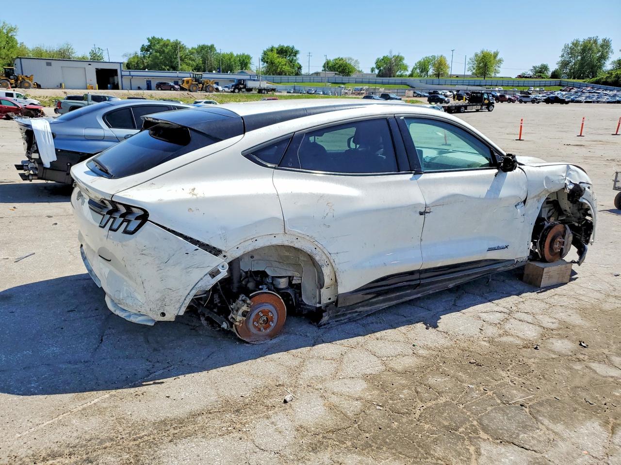 2024 Ford Mustang VIN 3FMTK3SU3RMA04686 photo 3