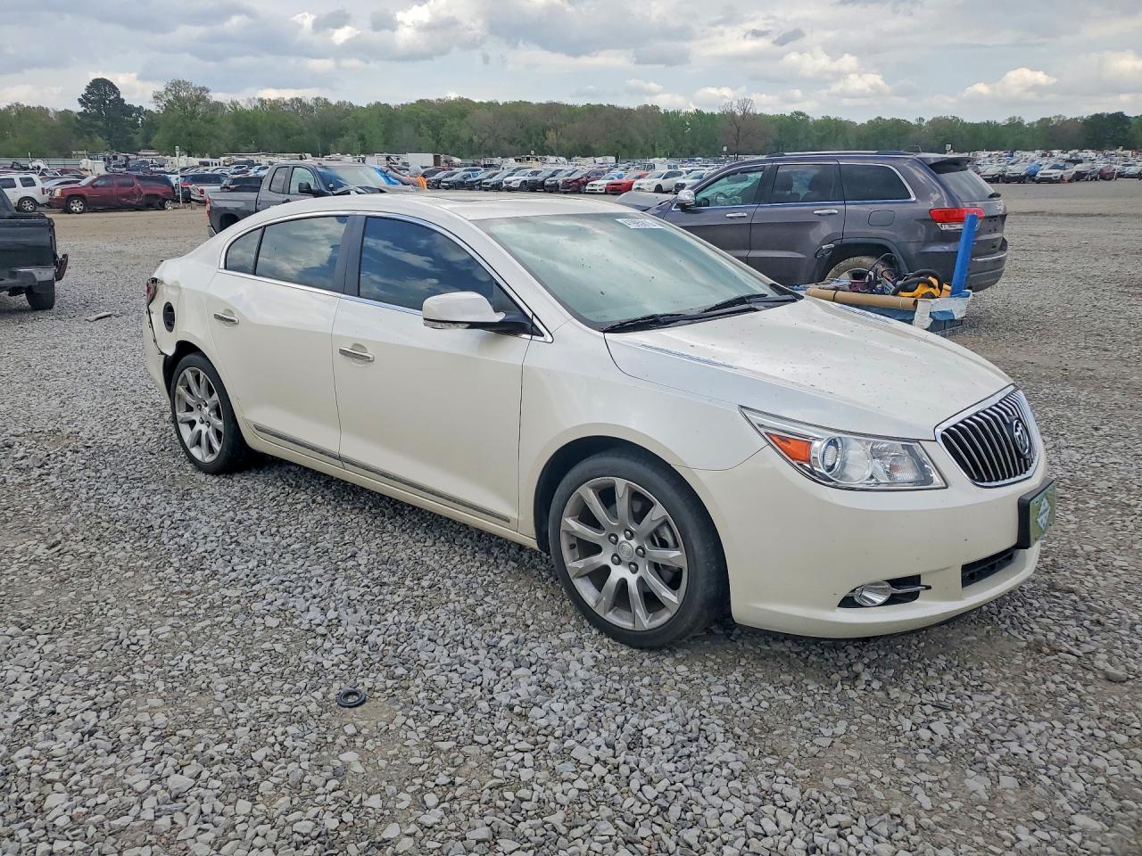 2013 Buick Lacrosse VIN 1G4GJ5G38DF250111 photo 4